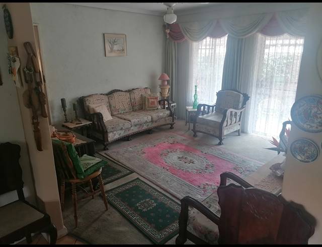 3 BEDROOM TOWNHOUSE SOLD IN ROOIHUISKRAAL NORTH